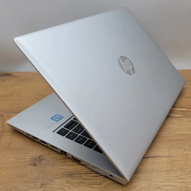 Poleasingowy Laptop HP ProBook 640 G4 Intel Core i5-8350U 8GB RAM 256GB SSD 14 cali Full HD Klasa B idealny do pracy zdalnej, do przeglądania internetu i do nauki