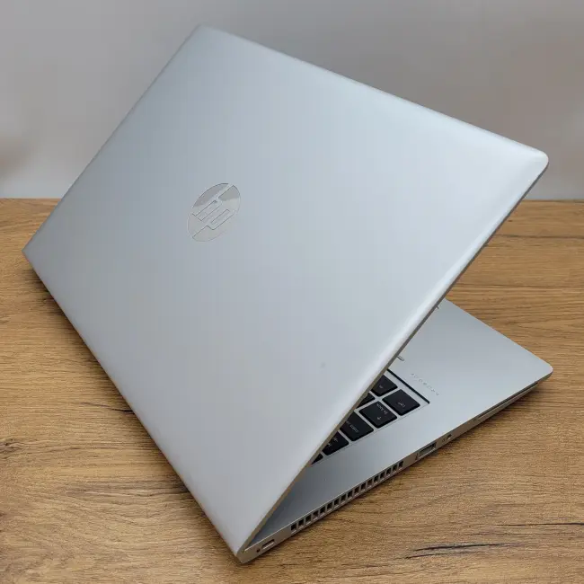 Poleasingowy Laptop HP ProBook 640 G4 Intel Core i5-8350U 8GB RAM 256GB SSD 14 cali Full HD Klasa B idealny do pracy zdalnej, do przeglądania internetu i do nauki