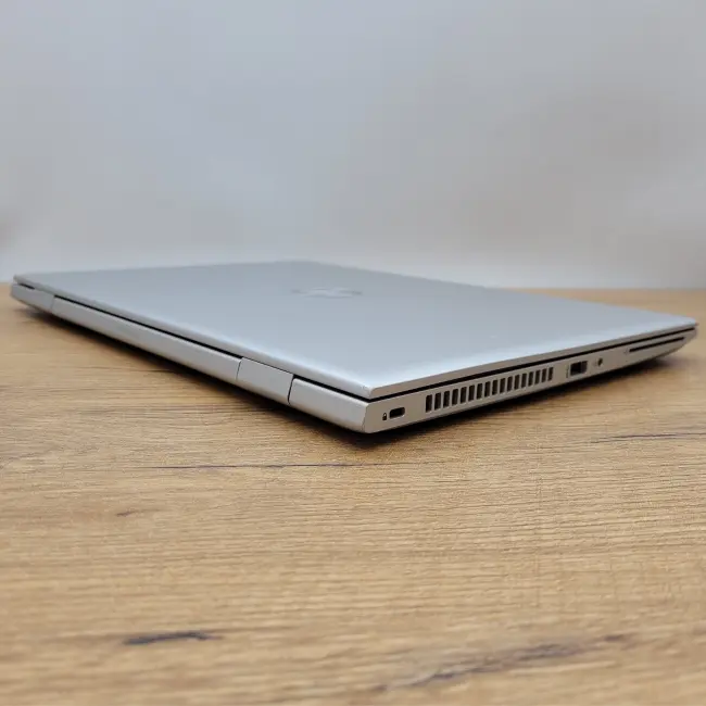 Poleasingowy Laptop HP ProBook 640 G4 Intel Core i5-8350U 8GB RAM 256GB SSD 14 cali Full HD Klasa B idealny do pracy zdalnej, do przeglądania internetu i do nauki
