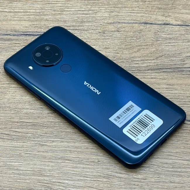 Tani Smartfon Nokia 5.4 Niebieski 4GB/64GB Klasa A idealny do pracy zdalnej, do przeglądania internetu i do nauki