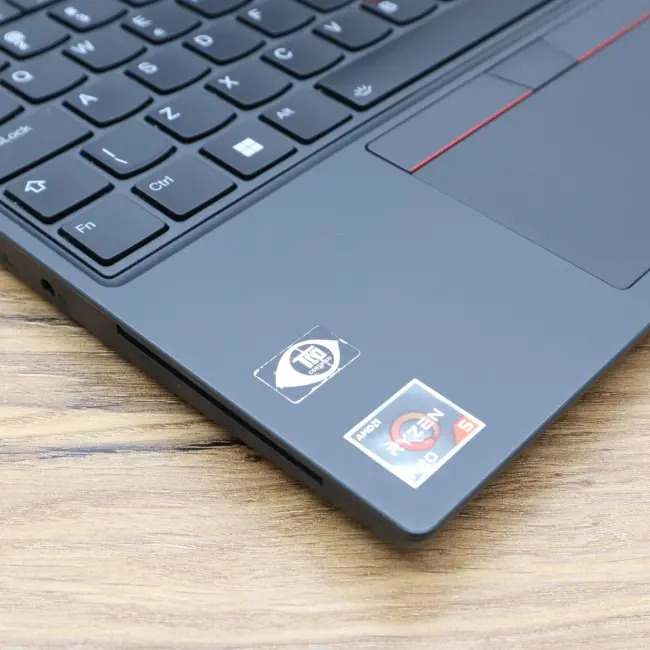 Tani Laptop Lenovo ThinkPad L15 Gen.3 AMD Ryzen 5 5675U 16GB RAM 256GB SSD 15,6 cali Full HD Klasa B idealny do pracy zdalnej, do pracy biurowej i do domu