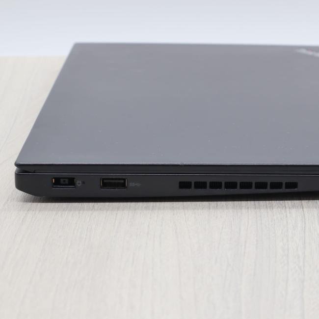 Poleasingowy Laptop Lenovo ThinkPad T460s  Intel Core i5-6200U 8GB RAM 256GB SSD 14 cali Full HD Klasa B idealny do pracy zdalnej, do przeglądania internetu i do nauki