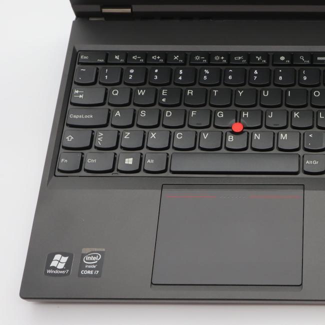 Poleasingowy Laptop Lenovo ThinkPad T540p Intel Core i7-4700MQ 8GB RAM 256GB SSD 15,6 cali Geforce GT 730M HD Klasa A idealny do pracy zdalnej, do przeglądania internetu i do nauki