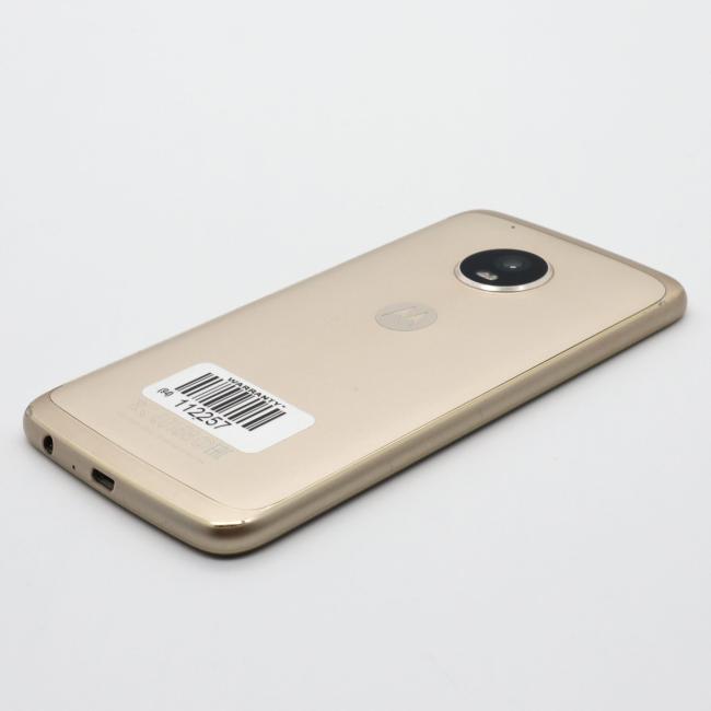 Używany Smartfon Motorola  G5  Plus 3/32GB  Złoty Klasa A idealny do pracy zdalnej, do pracy biurowej i do domu
