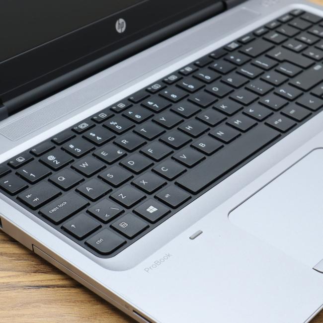 Używany Laptop HP ProBook 650 G2 Intel Core i5-6200U 8GB RAM 256GB SSD 15,6 cali Full HD Klasa A idealny do pracy zdalnej, do przeglądania internetu i do nauki