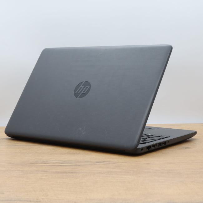 Poleasingowy Laptop HP 250 G7 Intel Core i3-7020U 8GB RAM 256GB SSD 15,6 cali HD Klasa C idealny do pracy zdalnej, do przeglądania internetu i do nauki