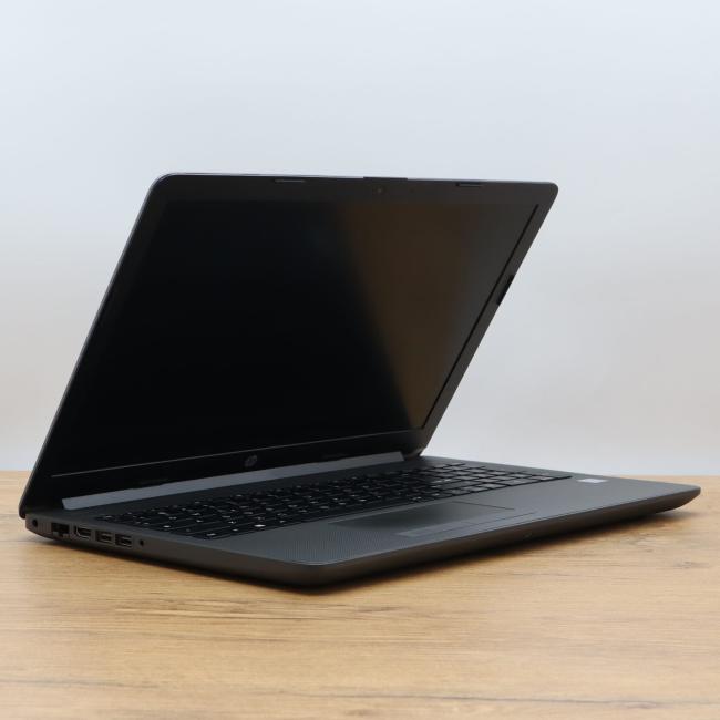 Poleasingowy Laptop HP 250 G7 Intel Core i3-7020U 8GB RAM 256GB SSD 15,6 cali HD Klasa C idealny do pracy zdalnej, do pracy biurowej i do domu