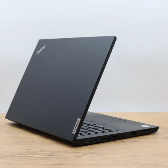 Używany Laptop Lenovo ThinkPad L14 Gen 1 Intel Core i5-10210U 16GB RAM 512GB SSD 14 cali Full HD Klasa B idealny do pracy zdalnej, do pracy biurowej i do domu