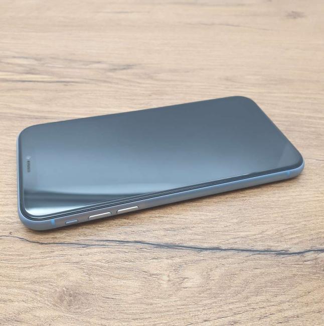 Tani Smartfon Apple iPhone XR 64GB Niebieski Klasa B idealny do pracy zdalnej, do przeglądania internetu i do nauki