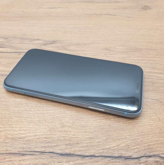 Tani Smartfon Apple iPhone XR 64GB Niebieski Klasa B idealny do pracy zdalnej, do pracy biurowej i do domu