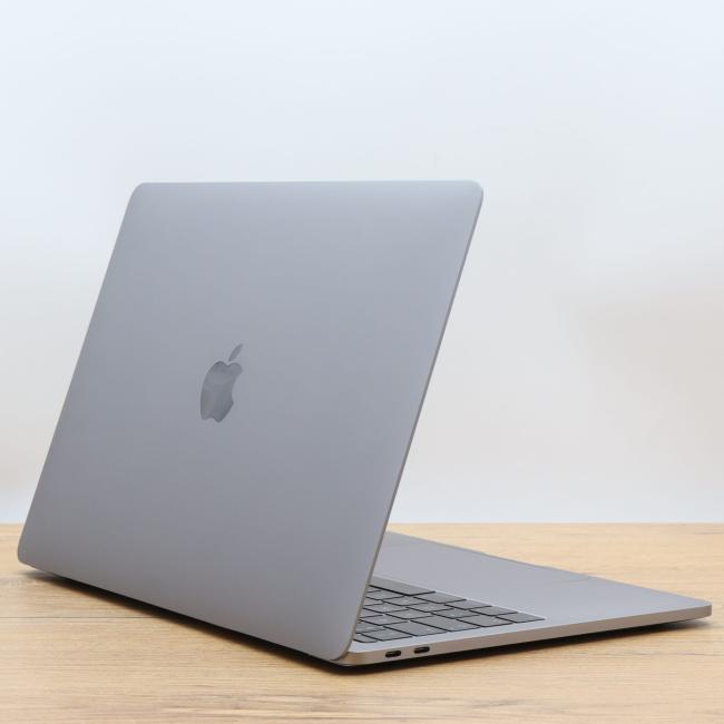 Tani Laptop Apple Macbook Pro A1708 Intel Core i5-7360U 8GB RAM 128GB SSD 13,3 cali Space Gray Klasa B idealny do pracy zdalnej, do przeglądania internetu i do nauki