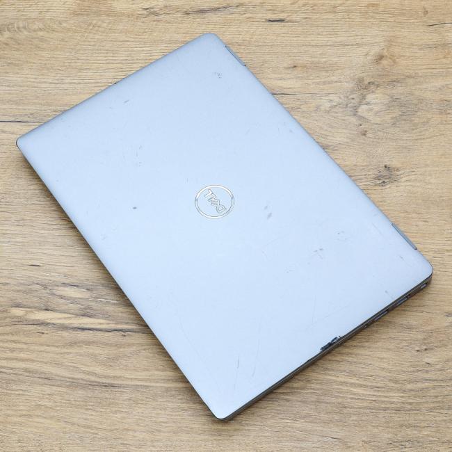 Poleasingowy Laptop Dell Latitude 5320   Intel Core i7-1185G7 16GB RAM 256GB NVMe Full HD 13,3 cali Klasa B idealny do pracy zdalnej, do przeglądania internetu i do nauki