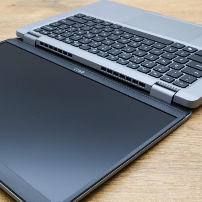 Tani Laptop Dell Latitude 5320   Intel Core i7-1185G7 16GB RAM 256GB NVMe Full HD 13,3 cali Klasa B idealny do pracy zdalnej, do pracy biurowej i do domu