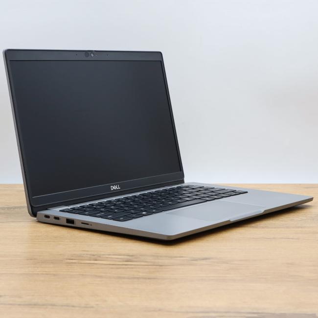 Poleasingowy Laptop Dell Latitude 5320   Intel Core i7-1185G7 16GB RAM 256GB NVMe Full HD 13,3 cali Klasa B idealny do pracy zdalnej, do pracy biurowej i do domu