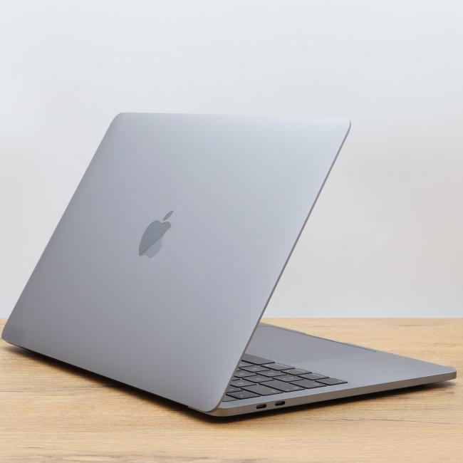 Tani Laptop Apple Macbook Pro 2019 A1989 Intel Core i7-8559U 16GB RAM 512GB SSD 13,3 cali Space Gray Klasa B idealny do pracy zdalnej, do przeglądania internetu i do nauki