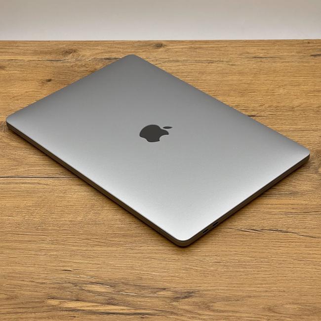 Używany Laptop Apple Macbook Pro 2019 A1989 Intel Core i7-8559U 16GB RAM 512GB SSD 13,3 cali Space Gray Klasa B idealny do pracy zdalnej, do pracy biurowej i do domu