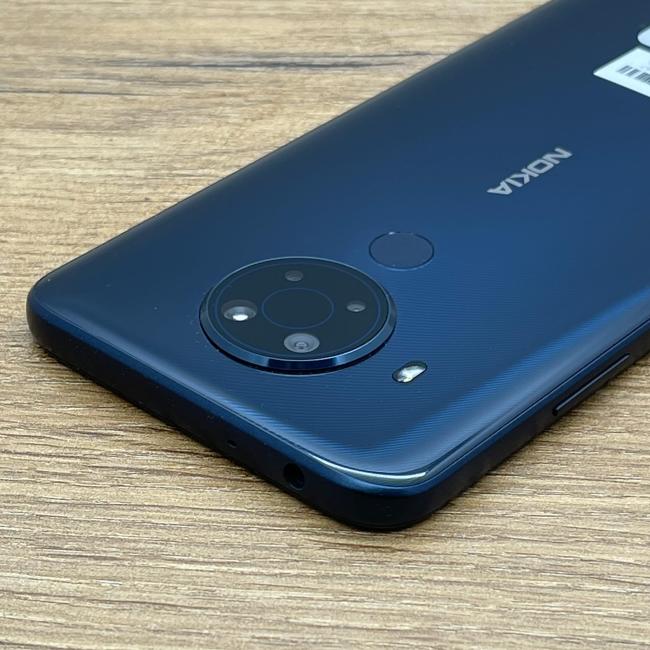 Używany Smartfon Nokia 5.4 Niebieski 4GB/64GB Klasa A idealny do pracy zdalnej, do przeglądania internetu i do nauki