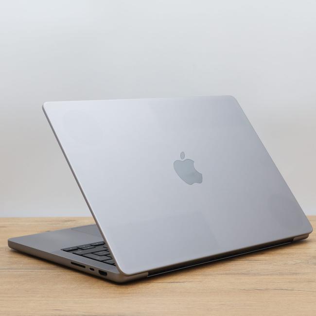 Używany Laptop Apple Macbook Pro A2442 2021 M1 PRO 16GB RAM 512GB SSD 14 cali  Space Gray Klasa B idealny do pracy zdalnej, do pracy biurowej i do domu