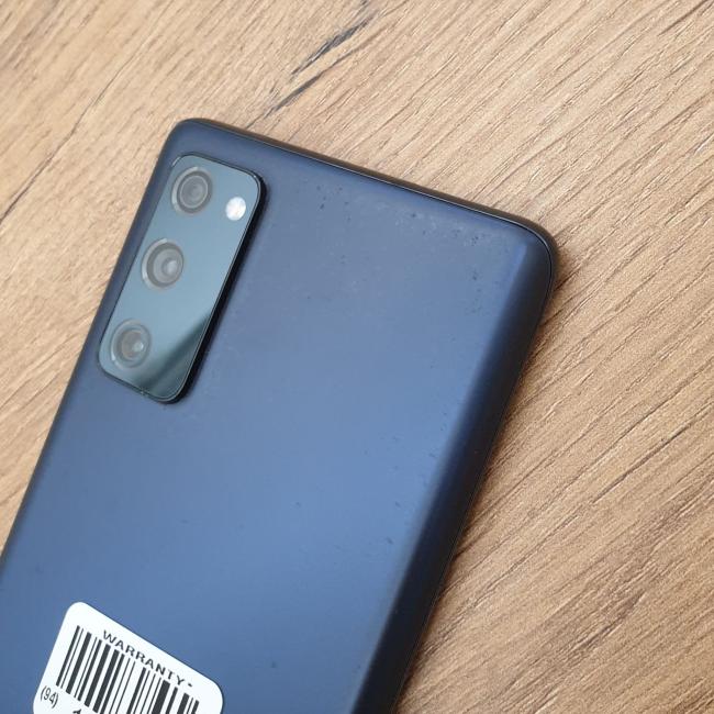 Tani Smartfon Samsung Galaxy S20 FE 5G DS SM-G781B/DS 6GB/128GB Cloud Navy  Dual SIM Klasa C idealny do pracy zdalnej, do pracy biurowej i do domu