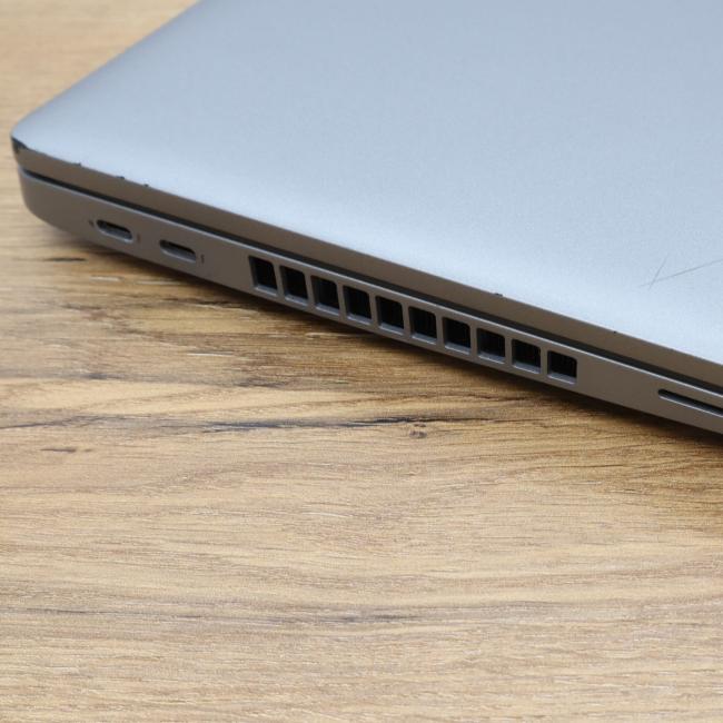 Poleasingowy Laptop Dell Latitude 5520  Intel Core i5-1145G7  8GB  256GB  Klasa B idealny do pracy zdalnej, do pracy biurowej i do domu