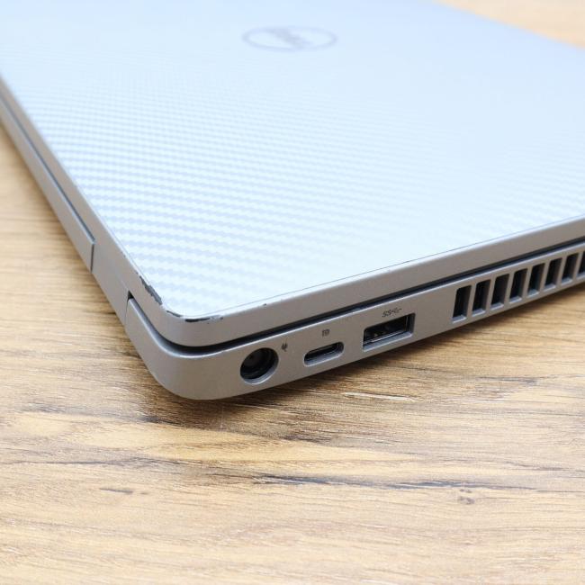 Poleasingowy Laptop Dell Latitude 5510 Intel Core i5-10310U 16GB RAM 256GB SSD 15,6 cali Full HD Klasa B idealny do pracy zdalnej, do przeglądania internetu i do nauki