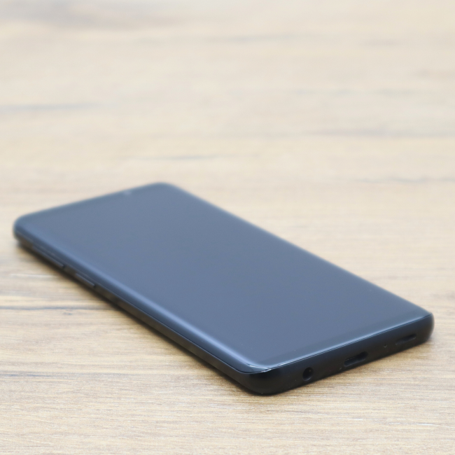 Używany Smartfon Samsung Galaxy S9 Duos 4 GB 64 GB Czarny Klasa C idealny do pracy zdalnej, do przeglądania internetu i do nauki