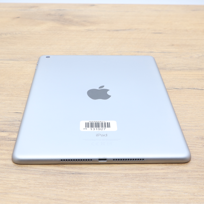 Używany Apple iPad 6 A1893 32GB 6gen gwiezdna szarość 9,7 cali Klasa A idealny do pracy zdalnej, do pracy biurowej i do domu