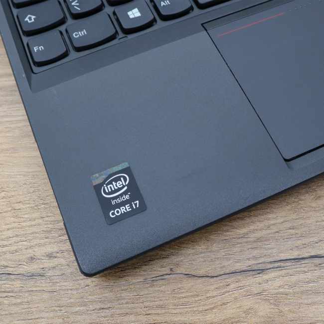 Tani Laptop Lenovo ThinkPad T540p Intel Core i7-4700MQ 8GB RAM 256GB SSD 15.6 cali HD NVIDIA GT 730M Klasa A idealny do pracy zdalnej, do pracy biurowej i do domu