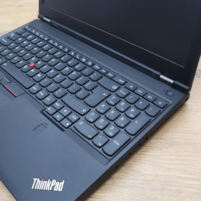 Tani Laptop Lenovo ThinkPad P50 Intel Core i7-6820HQ 16GB 256GB SSD 15,6 cali NVIDIA Full HD Klasa A idealny do pracy zdalnej, do przeglądania internetu i do nauki