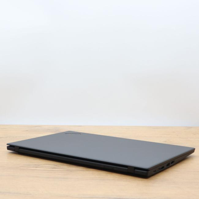 Tani Laptop Lenovo Thinkpad X1 Carbon 6th Gen Intel Core i7-8650U 8GB RAM 256GB SSD 14 cali Full HD Klasa B idealny do pracy zdalnej, do przeglądania internetu i do nauki