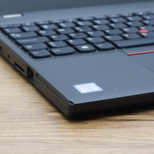Poleasingowy Laptop Lenovo ThinkPad T560 Intel Core i5-6200U 8GB RAM 256GB SSD 15,6 cali Full HD Klasa B idealny do pracy zdalnej, do przeglądania internetu i do nauki