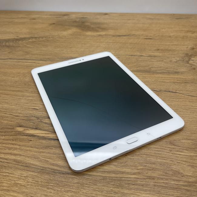 Używany Tablet Samsung Galaxy Tab S2 Snapdragon 3GB/32GB 9,7 cali Biały LTE SM T819 Klasa C idealny do pracy zdalnej, do przeglądania internetu i do nauki