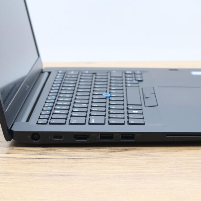 Używany Laptop Dell Latitude 7490 Intel Core i5-8350U 14 cali 8GB RAM 256GB SSD Full HD Klasa A idealny do pracy zdalnej, do pracy biurowej i do domu