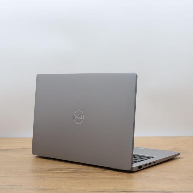 Używany Laptop Dell Latitude 7310 Intel Core i5-10310U 8GB RAM 512GB SSD 13,3 cali Full HD Klasa B idealny do pracy zdalnej, do pracy biurowej i do domu