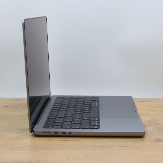 Tani Laptop Apple MacBook Pro A2442 2021 M1 Pro 32GB RAM 512GB SSD 14 cali Space Gray Klasa A idealny do pracy zdalnej, do pracy biurowej i do domu