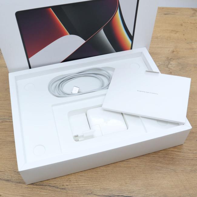 Tani Laptop Apple MacBook Pro A2442 2021 M1 Pro 32GB RAM 512GB SSD 14 cali Space Gray Klasa A idealny do pracy zdalnej, do przeglądania internetu i do nauki