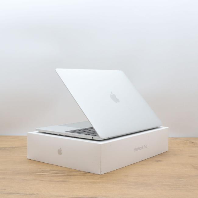 Poleasingowy Laptop Apple MacBook Pro A2159 2019 Intel Core i5-8257U 16GB 128GB NVME Silver Klasa B idealny do pracy zdalnej, do przeglądania internetu i do nauki