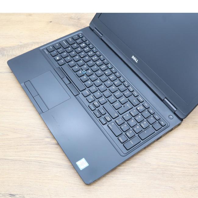 Tani Laptop Dell Latitude 5580 Intel Core i7-7600U 16GB 256GB SSD 15,6 cali Full HD Klasa B idealny do pracy zdalnej, do przeglądania internetu i do nauki