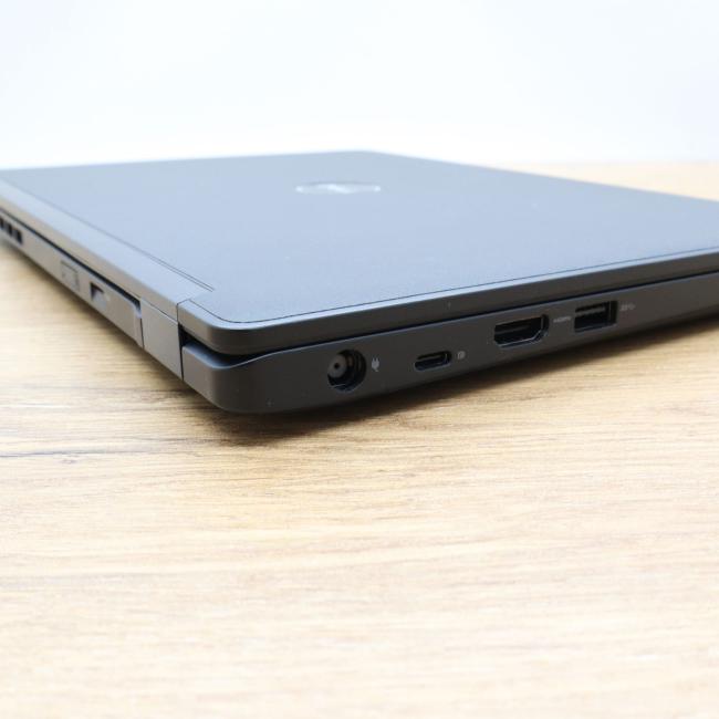 Tani Laptop Dell Latitude 5280 Intel Core i5-7200U 8GB RAM 256GB SSD 12,5 cali Full HD Klasa A idealny do pracy zdalnej, do przeglądania internetu i do nauki