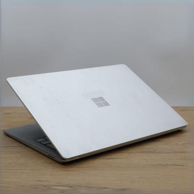 Tani Laptop Microsoft Surface 1769 GEN.2 Intel Core i7-8650U 8GB RAM 256GB SSD 13,5 cali Dotyk  Klasa B idealny do pracy zdalnej, do pracy biurowej i do domu