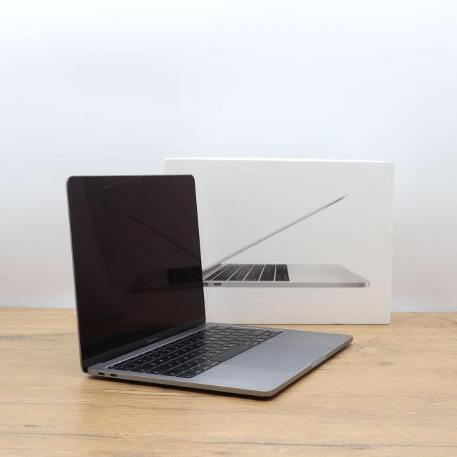 Używany Laptop Apple Macbook Pro 2017 A1708 Intel Core i5-7360U 16GB RAM 128GB SSD 13,3 cali Space Gray Klasa B idealny do pracy zdalnej, do pracy biurowej i do domu