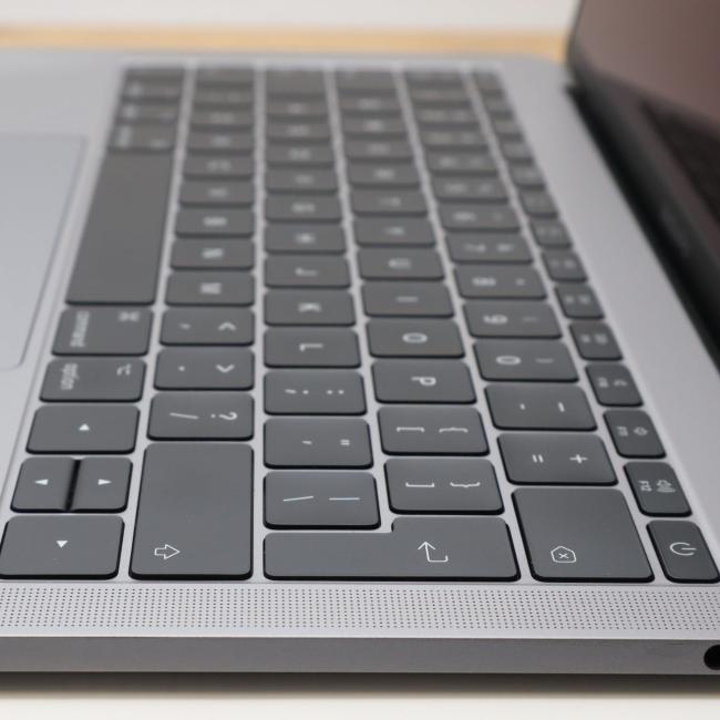 Tani Laptop Apple Macbook Pro 2017 A1708 Intel Core i5-7360U 16GB RAM 128GB SSD 13,3 cali Space Gray Klasa B idealny do pracy zdalnej, do pracy biurowej i do domu