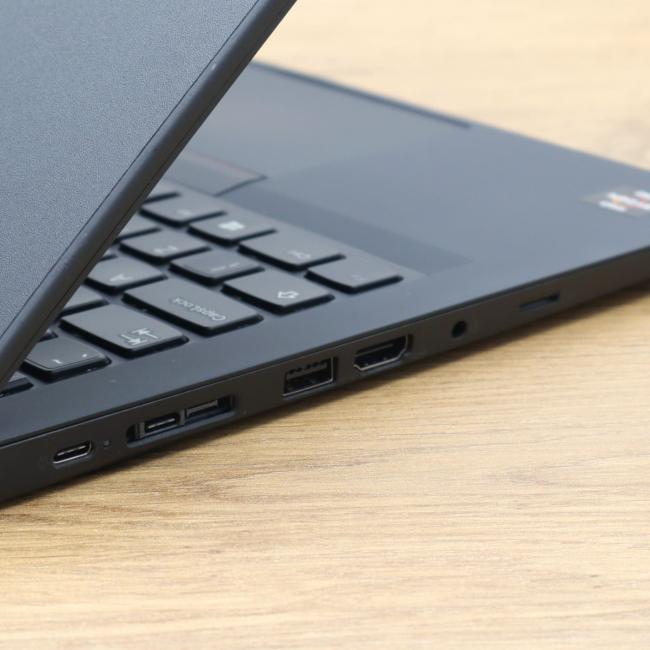 Poleasingowy Laptop Lenovo ThinkPad T495 AMD RYZEN 5 PRO 3500U 8GB 256GB NVMe 14 cali Full HD Klasa B idealny do pracy zdalnej, do przeglądania internetu i do nauki