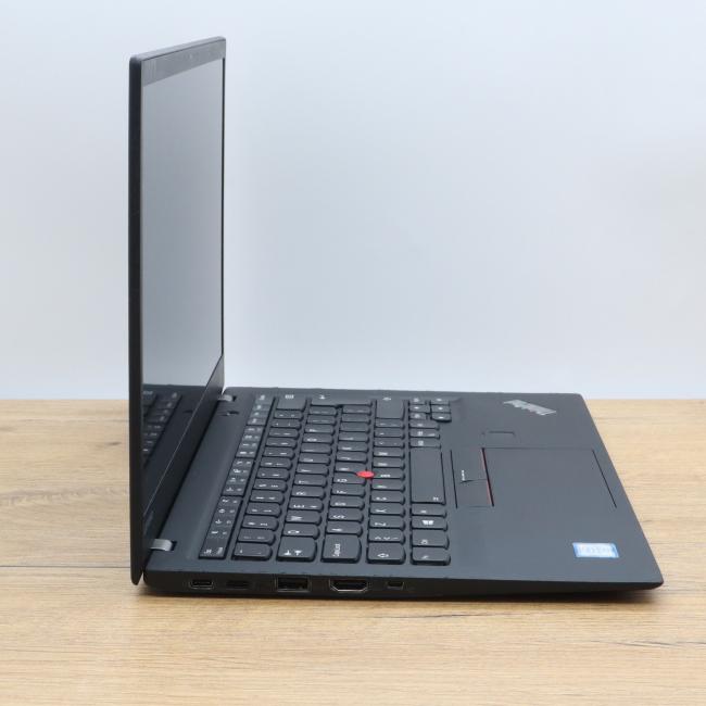 Używany Laptop Lenovo ThinkPad X1 Carbon 5th Gen Intel Core i7-6600U 8GB RAM 256GB SSD 14 cali Full HD  Klasa B idealny do pracy zdalnej, do przeglądania internetu i do nauki