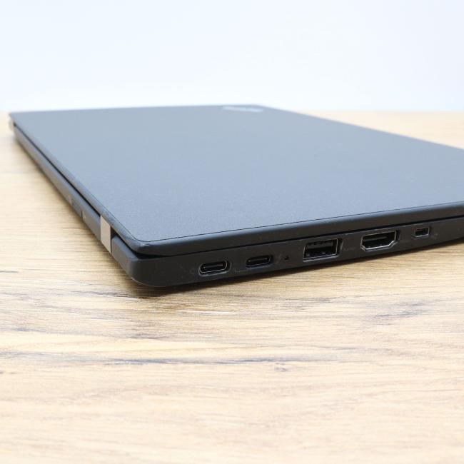 Używany Laptop Lenovo ThinkPad X1 Carbon 5th Gen Intel Core i7-6600U 8GB RAM 256GB SSD 14 cali Full HD  Klasa B idealny do pracy zdalnej, do pracy biurowej i do domu