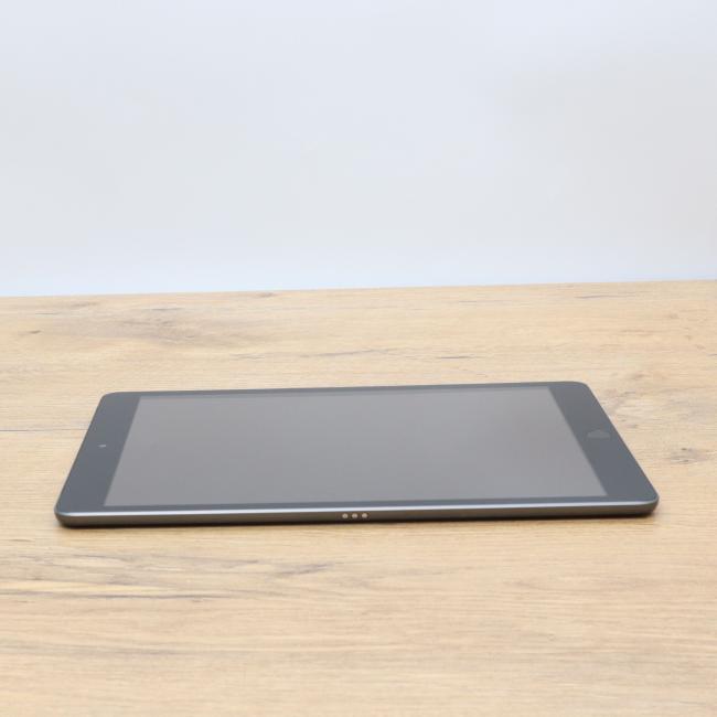 Poleasingowy Tablet Apple iPad 9 Gen 64GB A2604 10.2 cali Wi-Fi Cellular  Space Gray Klasa A idealny do pracy zdalnej, do przeglądania internetu i do nauki