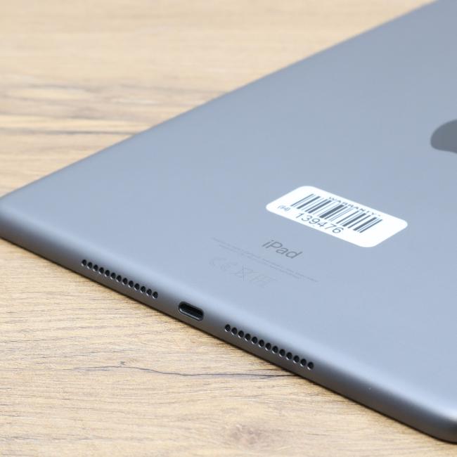 Używany Tablet Apple iPad 9 Gen 64GB A2604 10.2 cali Wi-Fi Cellular  Space Gray Klasa A idealny do pracy zdalnej, do pracy biurowej i do domu