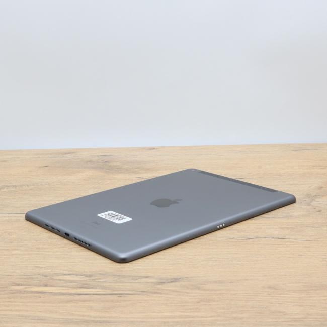Tani Tablet Apple iPad 9 Gen 64GB A2604 10.2 cali Wi-Fi Cellular  Space Gray Klasa A idealny do pracy zdalnej, do przeglądania internetu i do nauki