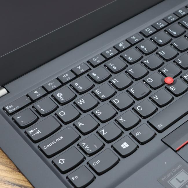 Poleasingowy Laptop Lenovo ThinkPad T14s Gen.1 AMD RYZEN 7 PRO 4750U 16GB 256GB NVMe 14 FHD Klasa A idealny do pracy zdalnej, do przeglądania internetu i do nauki