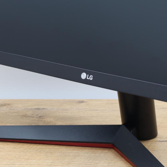 Tani Monitor FHD LG 24MP60G-B 23,8 LED IPS Klasa A idealny do pracy zdalnej, do przeglądania internetu i do nauki